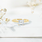 Womans gorgeous Solitaire 1 Carat Princess Cut Lab Grown Diamond Engagement Ring with IGI Certificate